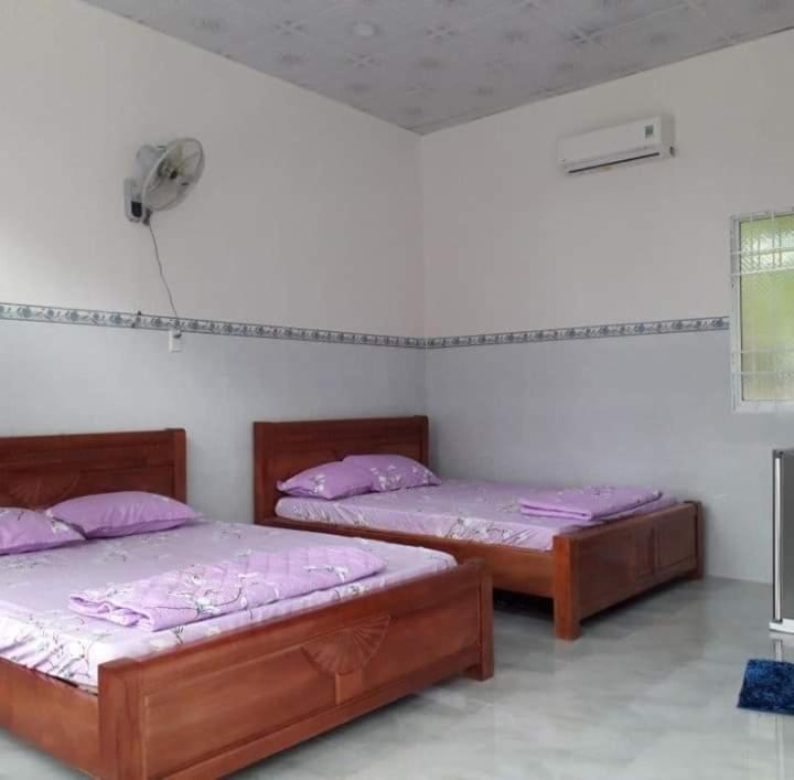 Nhà Nghỉ NgọC PhuọNg Hon Son Lai Son Exterior foto