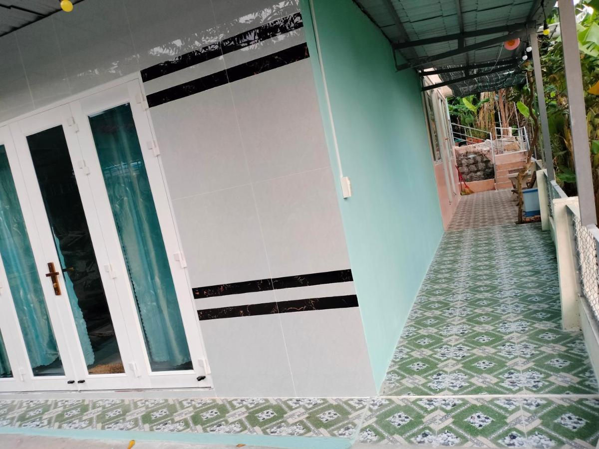 Nhà Nghỉ NgọC PhuọNg Hon Son Lai Son Exterior foto