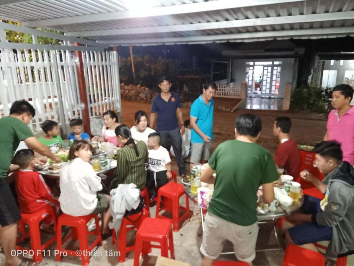 Nhà Nghỉ NgọC PhuọNg Hon Son Lai Son Exterior foto